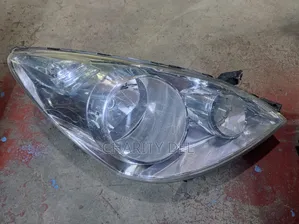 Nissan Note 2008 Headlight