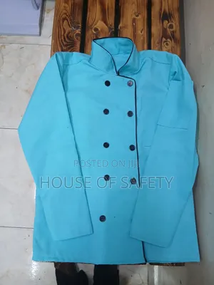 Kid Chef Jackets With a Thermometer Pocket