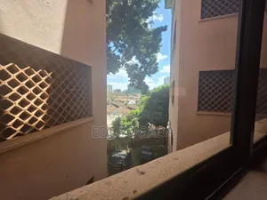 4bdrm Apartment in Samar Gardens, Spring Valley for rent