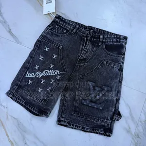 Men Fashion Shorts Sizes 30-36