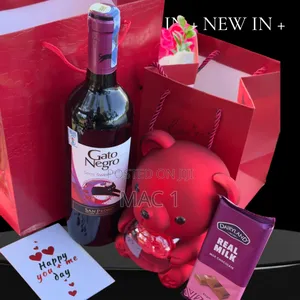 Luxury Valentine’S Gift Set for Her 