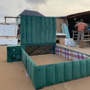 Green Panel Bed Size 5 by 6
