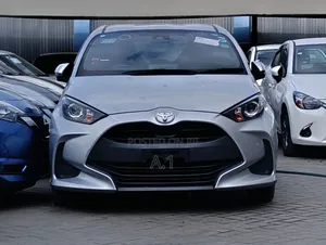 Toyota Yaris 2020 Silver