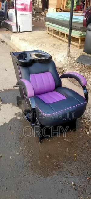 Comfortable Salon Sink