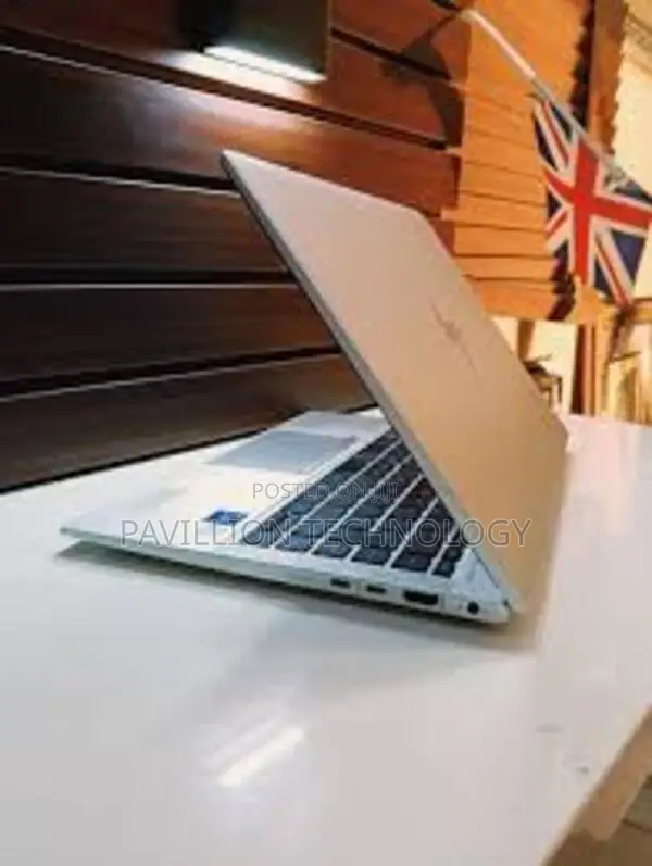 Laptop HP EliteBook 840 G8 16GB Intel Core I7 SSD 512GB