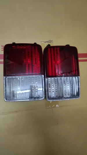 Suzuki Every Tailight