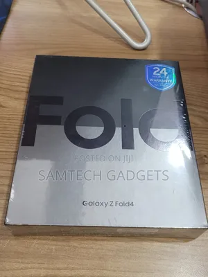 New Samsung Galaxy Z Fold4 256 GB Blue