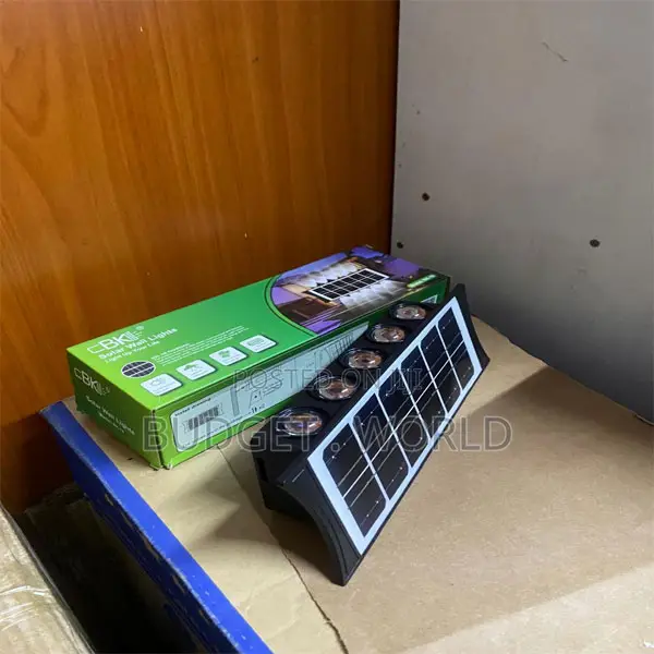 Solar Powered Bk12 Wall Light –