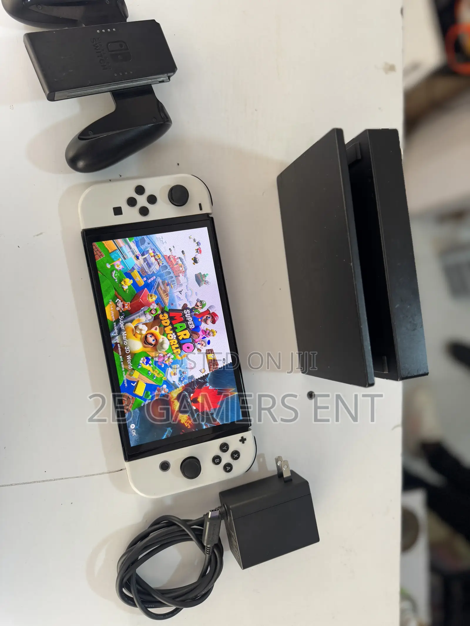 Nitendo Switch Oled, Pre Owned