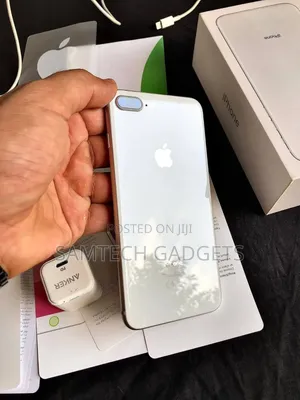 Apple iPhone 8 Plus 128 GB White