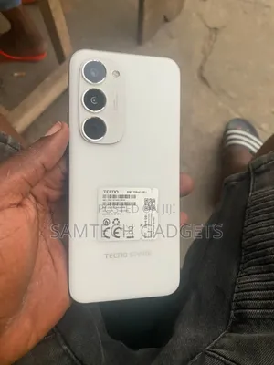 Tecno Spark 40 Pro+ 256 GB Silver