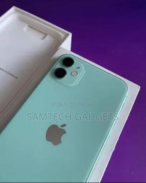 New Apple iPhone 11 128 GB Blue