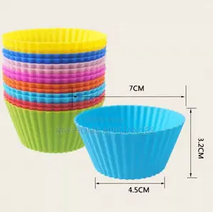12 Pieces Cupcake Molds Colours:Multicoloured Material:Silicone