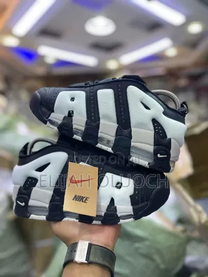 Nike  Air Max Uptempo Low 

Black Photon  🐾 Panda 🐼