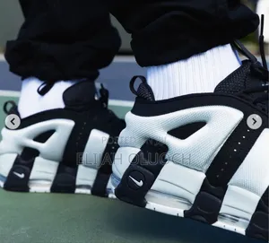 Nike  Air Max Uptempo Low 

Black Photon  🐾 Panda 🐼