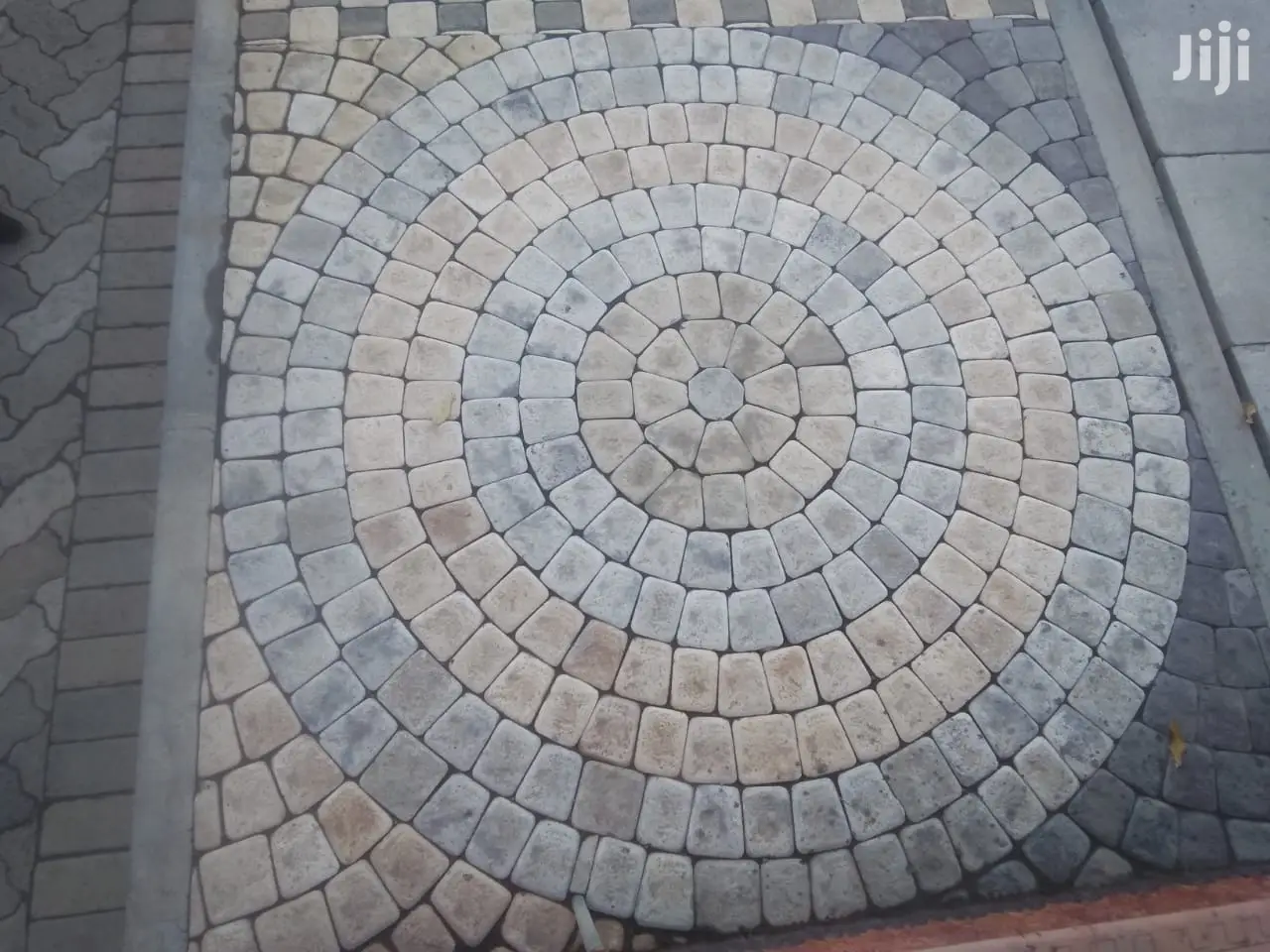 Cobble Stone / Circle Stones