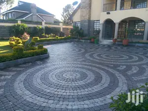 Cobble Stone / Circle Stones