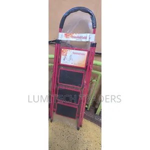 Foldable 4-Step Ladder