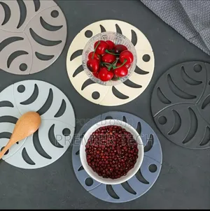 *Chic Nordic Silicone Coaster Mats Heat Insulated Bowl Placemats