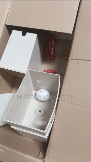 Automatic Chicken Tanks With Floaters for Battery Cage 10 LTRS