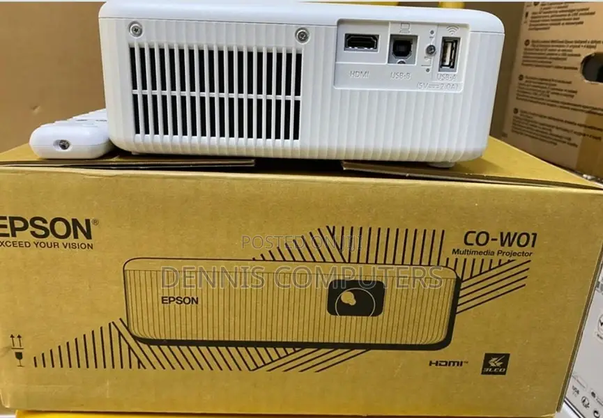 Epson Cw-01 Projector 3lcd Technology 3000 Lumens
