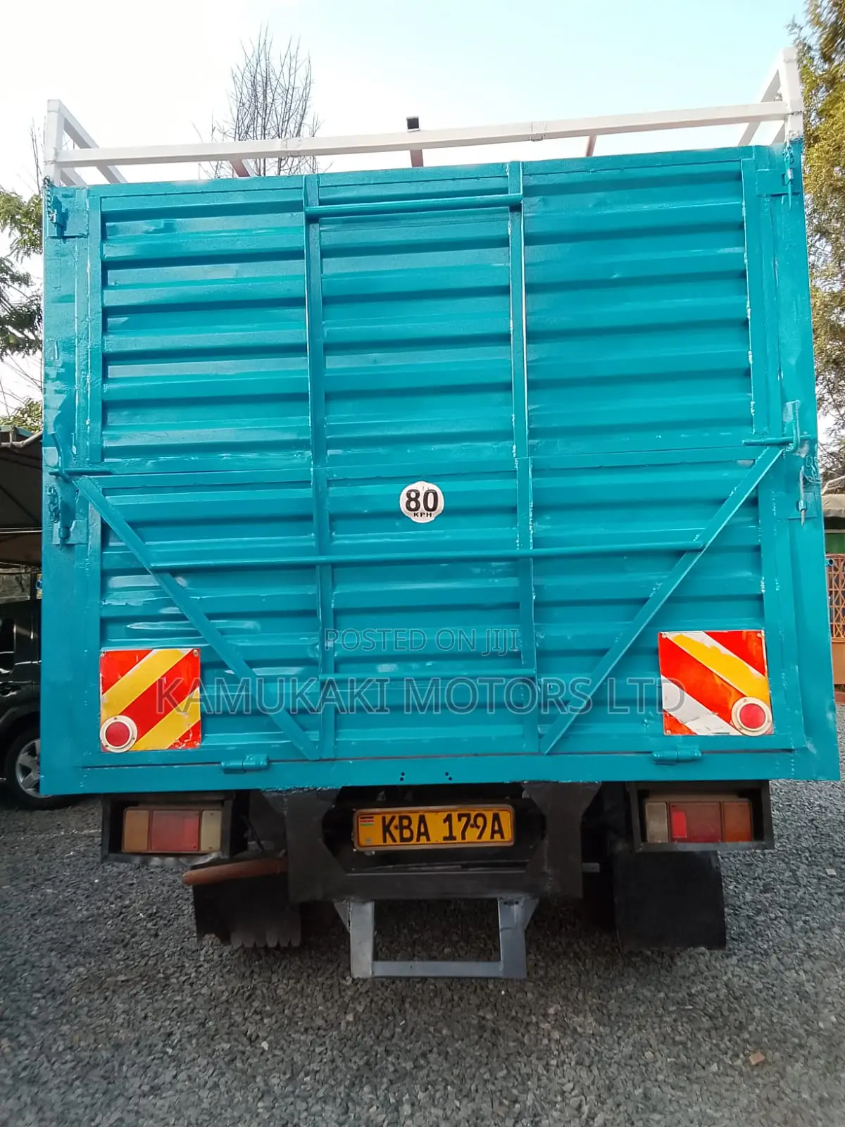 Isuzu I-Series 2007 White