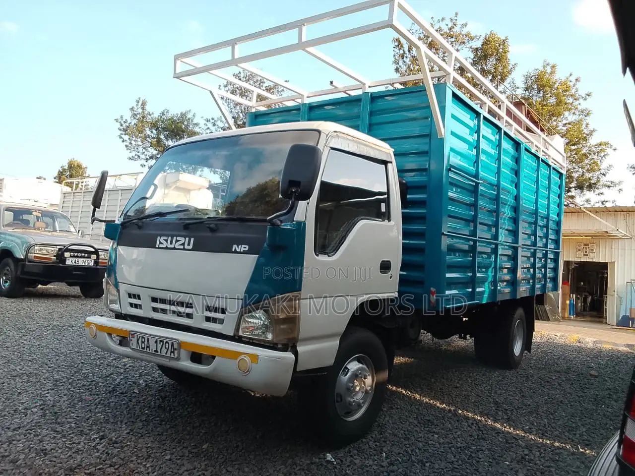 Isuzu I-Series 2007 White