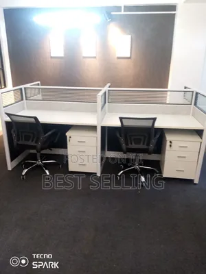 Classic 4 Way Working Station With Mesh Chairs