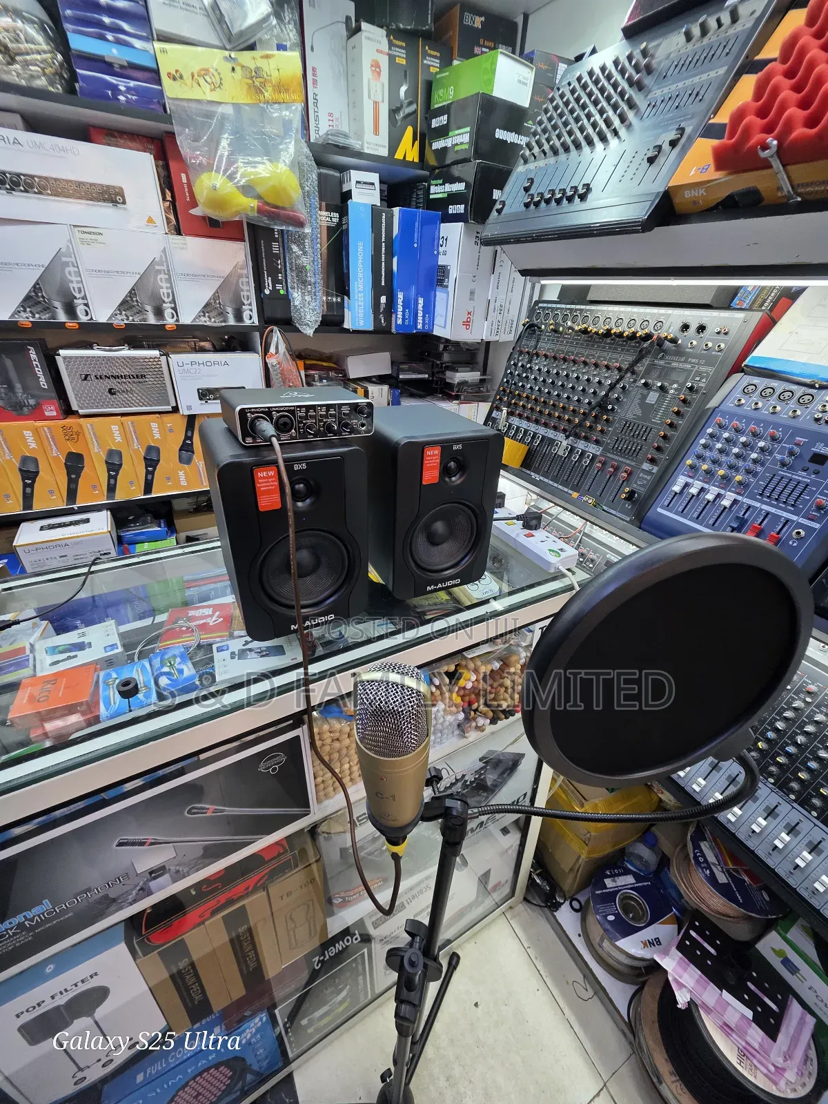 Behringer Beginner Studio Pack