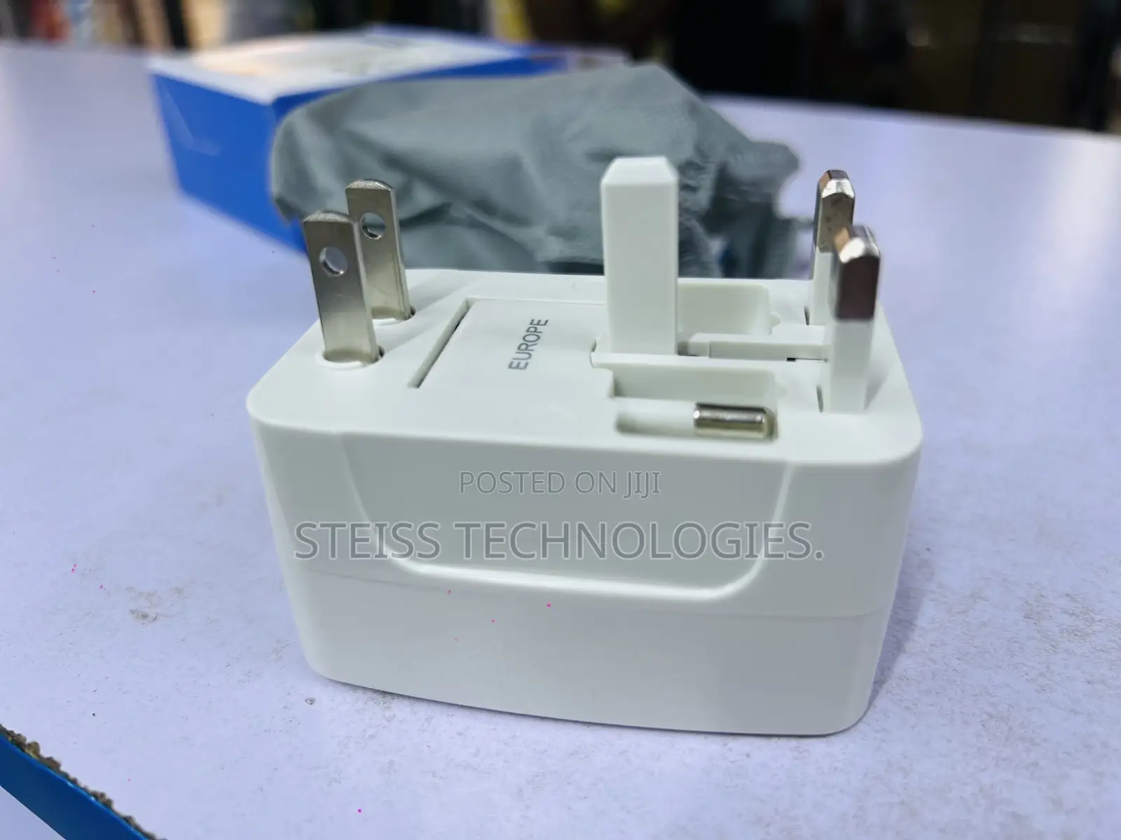 International Universal Adapter