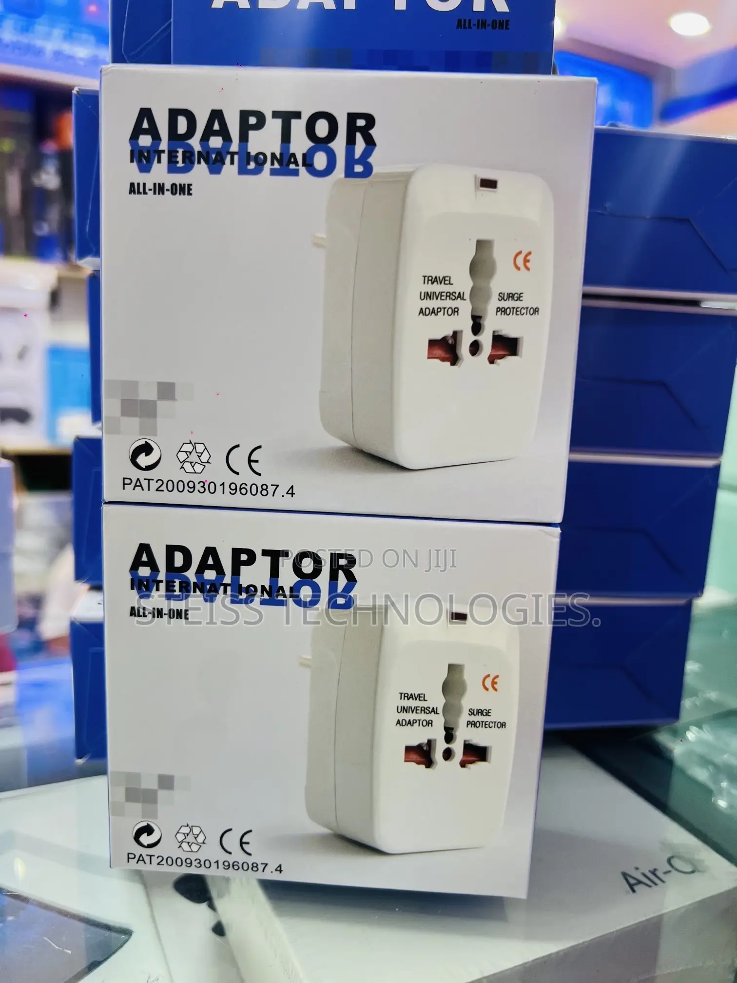 International Universal Adapter