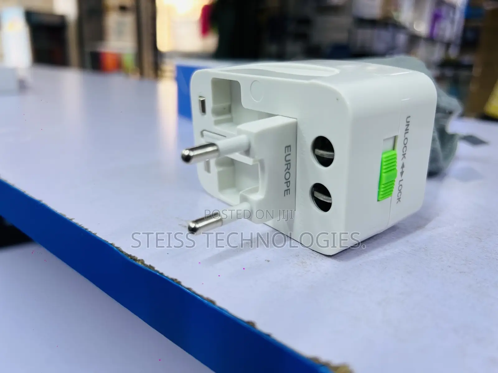 International Universal Adapter