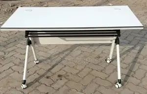 Foldable Training Desk – Space-Saving Portable
