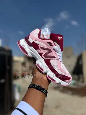 New Balance 9060 Fuchsia Pink