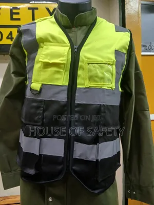 Busy Site Half Vest Jackets