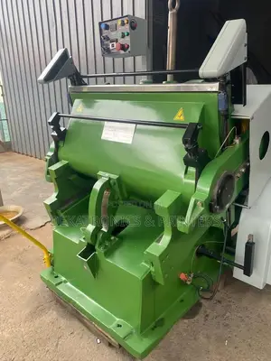 Manual Operator-Fed Die Cutting Machine