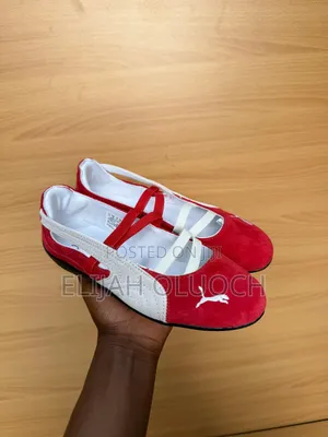 Puma Ballet Red
36,37,38,39,40,41,42@2800