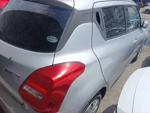 Suzuki Swift 2018 Silver