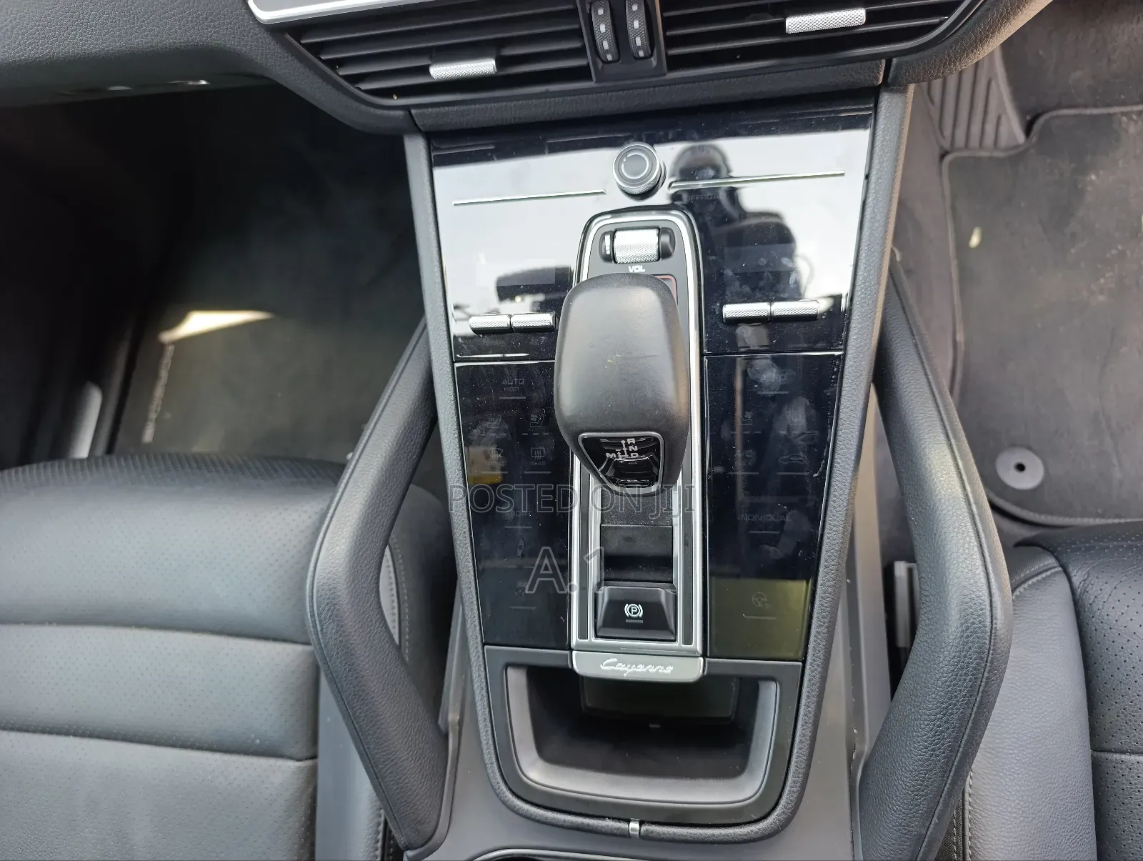 Porsche Cayenne Base AWD 2020 White