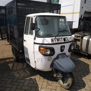 Piaggio 2023 White