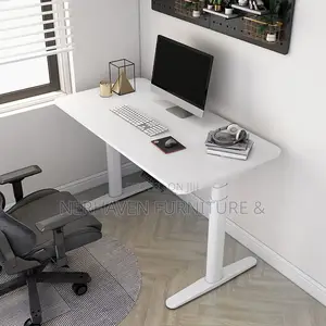 Smart Electric Height Desk – Ergonomic Workstation