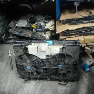 Nissan Fuga Radiator