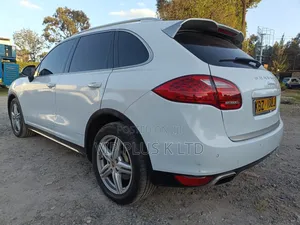 Porsche Cayenne 3.2 V6 Automatic 2007 White