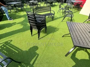 25mm Outdoor Restaurant Built For Every Use Artificial Grass Carpet