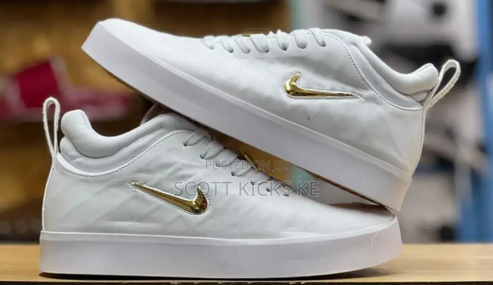 Nike Tiempo