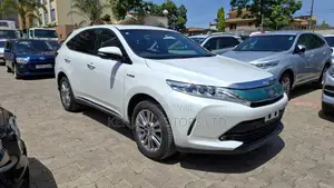 Toyota Harrier 2019 White