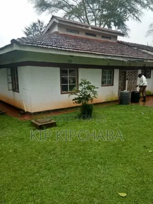 4bdrm Farm House in Soy for sale
