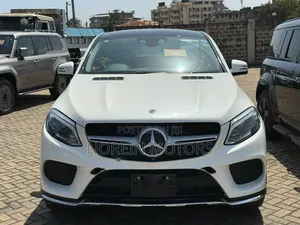 Mercedes-Benz GLE-Class 2019 White