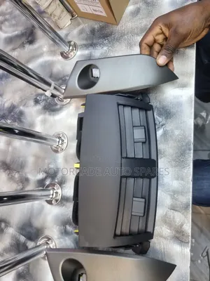 Toyota Rav4/Vanguard 2008 Dashboard Vents