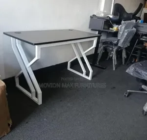 1.2m Metallic Stand Office Table Office Table